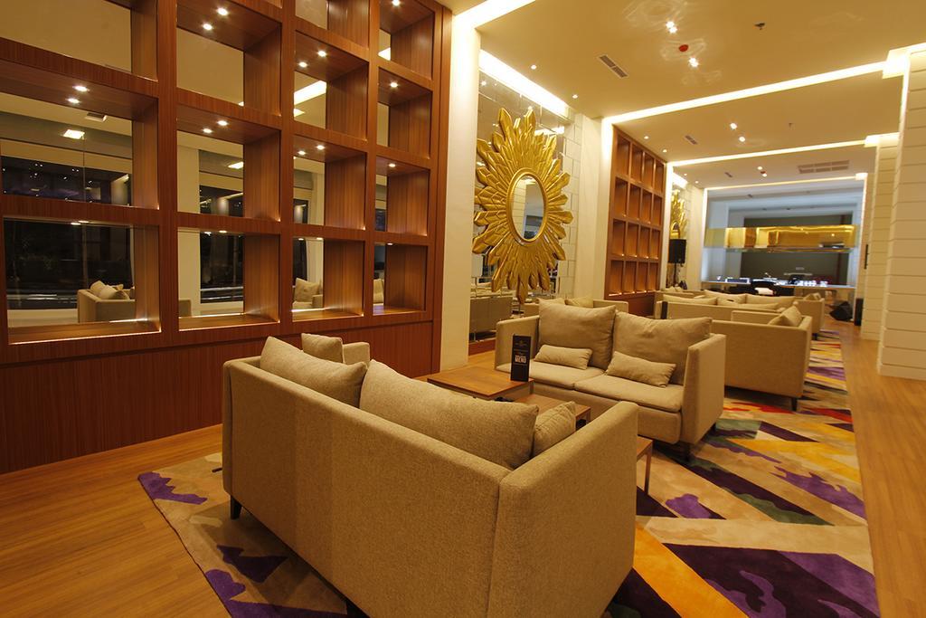 Royal Asnof Hotel Pekanbaru Luaran gambar