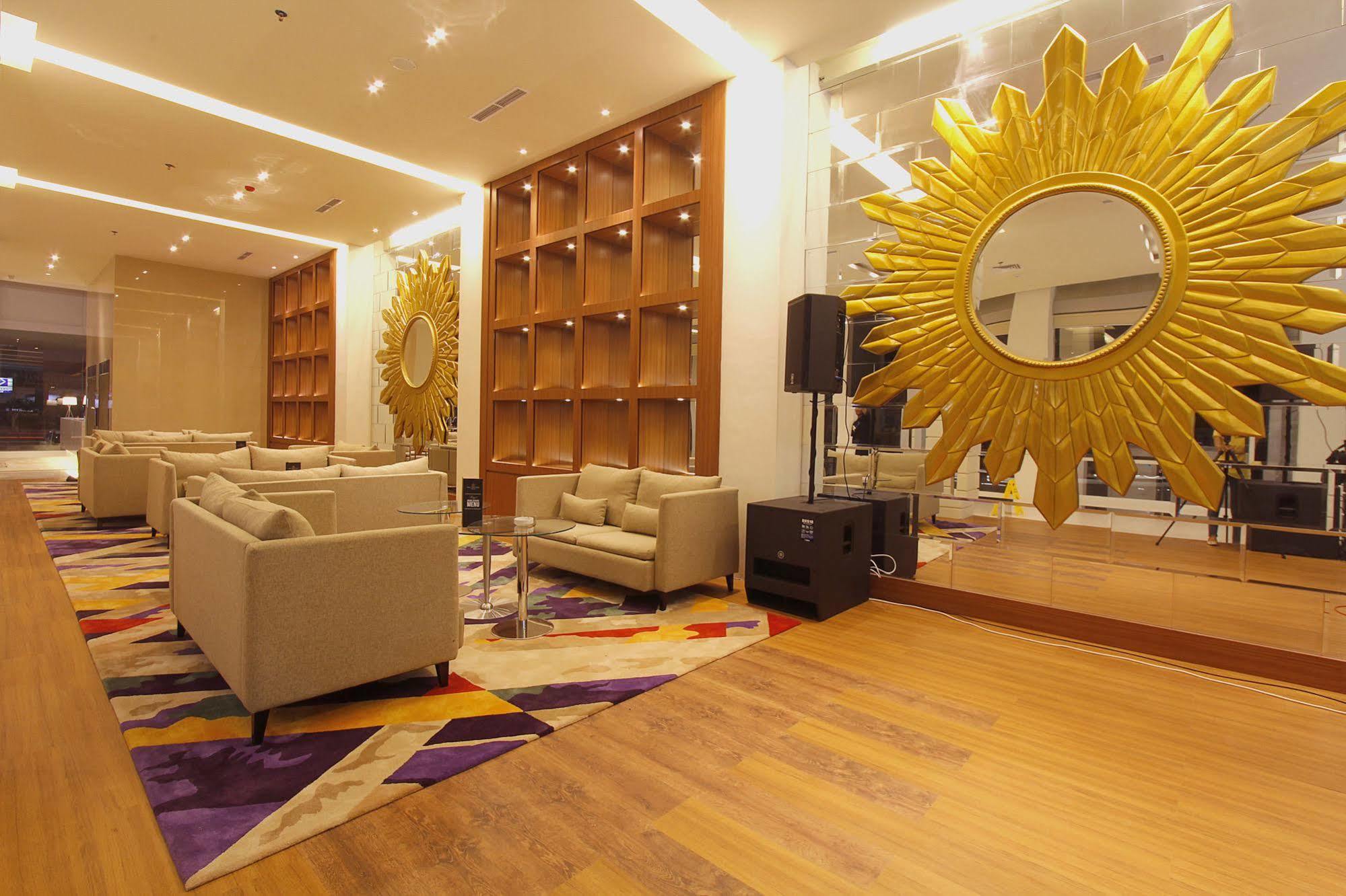 Royal Asnof Hotel Pekanbaru Luaran gambar