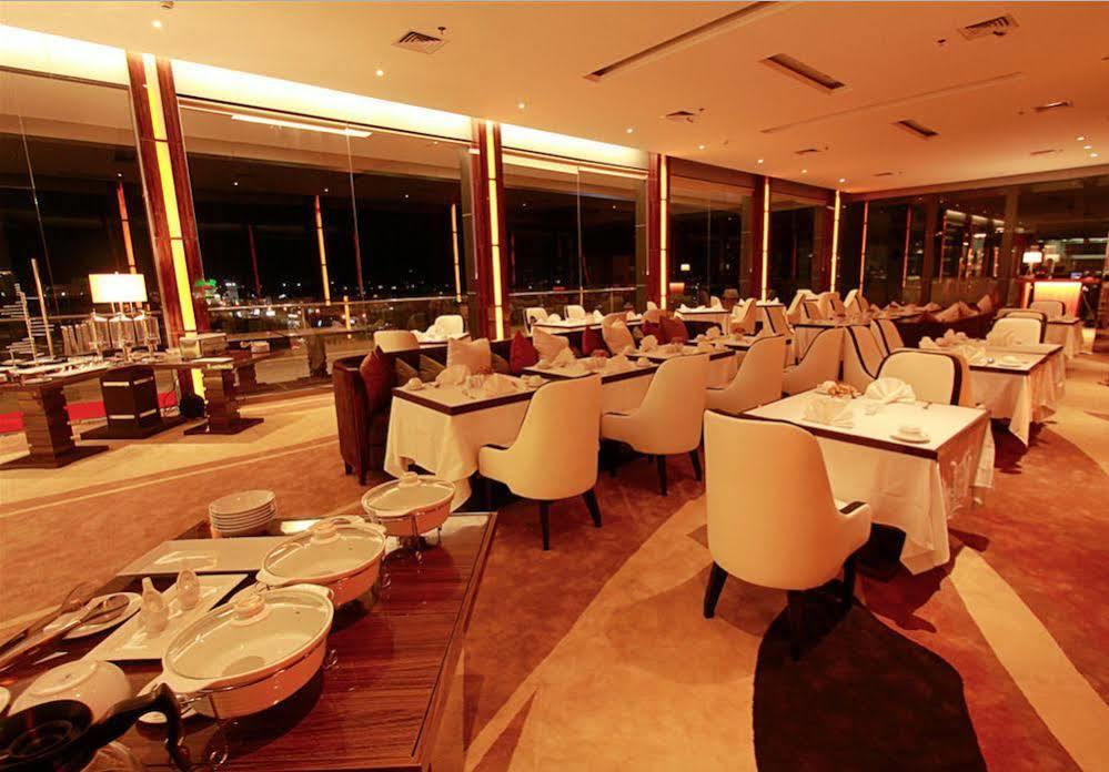 Royal Asnof Hotel Pekanbaru Luaran gambar